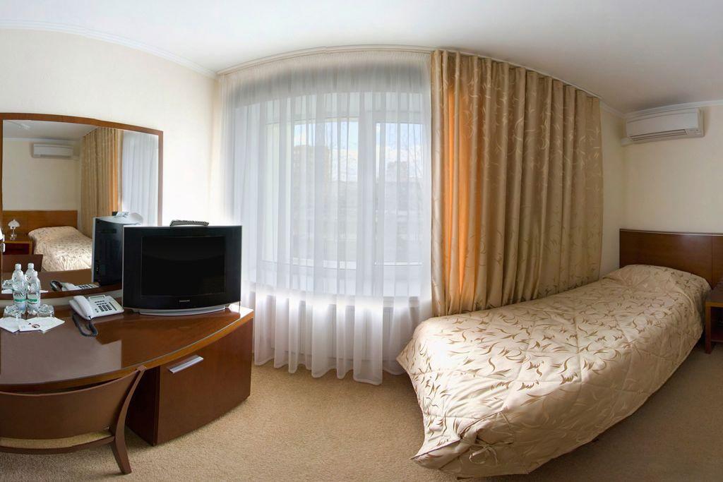 Evropeyskiy Krementsjuk Rom bilde